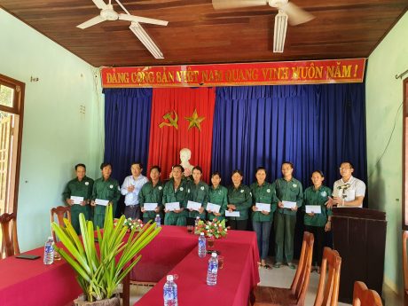 Hội Doanh nhân trẻ VRG: Thăm, tặng 60 suất quà cho công nhân khó khăn tại Cao su Quảng Nam